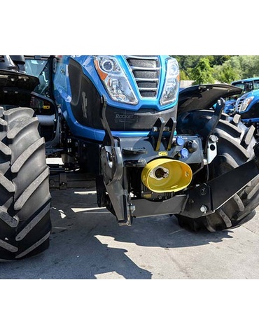 Vordere Kardanantriebe und vordere hydraulische Hebevorrichtungen